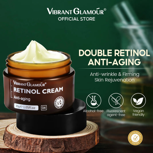 Creme facial Antienvelhecimento Retinol da Vibrant Glamour.  Atua na remoção das rugas, hidratação e firmamento da pele facial. Com 1,5% de retinol,  vitamina C e vitamina E